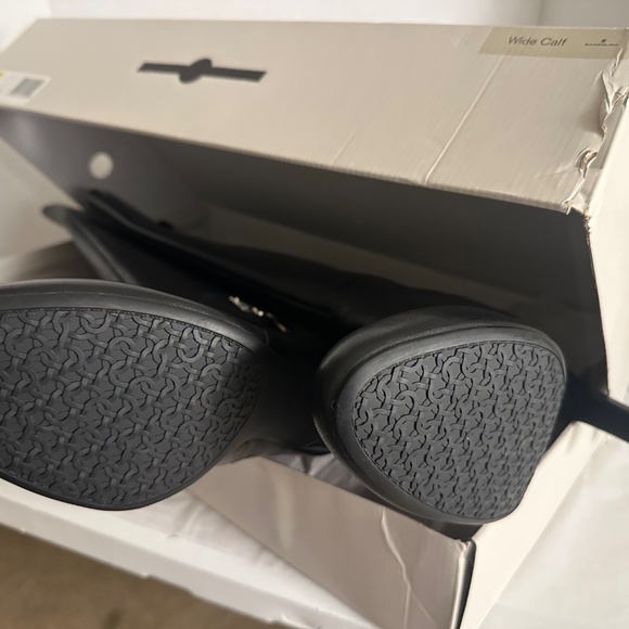 Boots - Picture 2 of 3